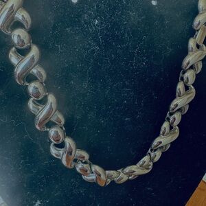 Erwin Pearl Vintage 1980s Silvertone Hugs and Kisses Necklace